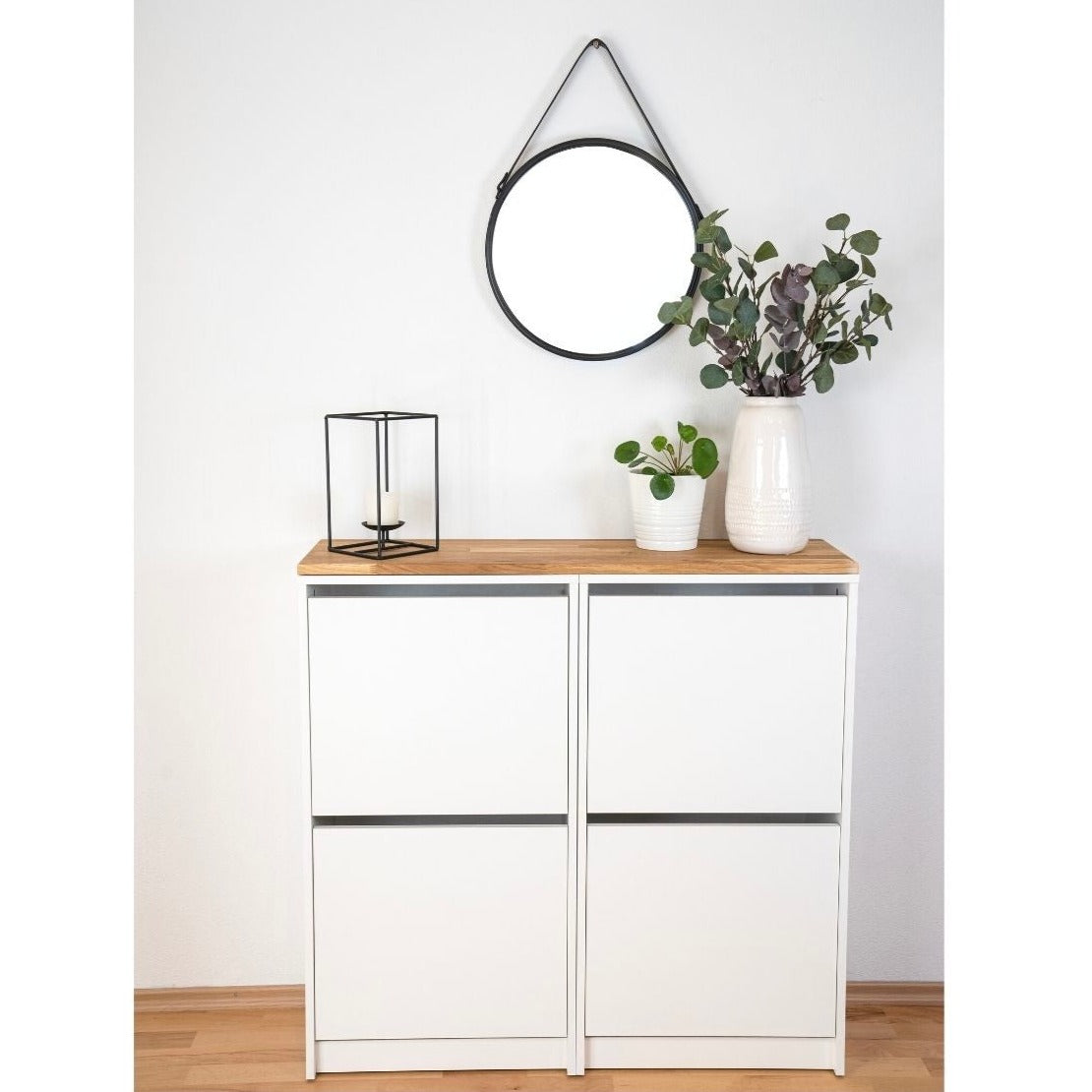 Ikea Bissa 2 mit Holzplatte in Eiche Natur als Wohnbeispiel