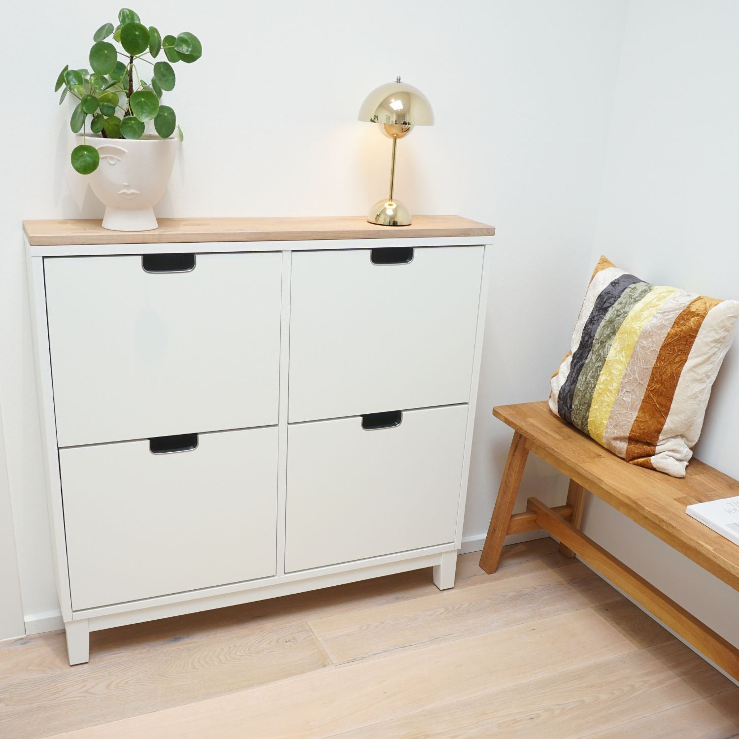 Ikea Ställ Schuhschrank mit Deckplatte Eiche Weiß geölt - Bild mit Dekoration