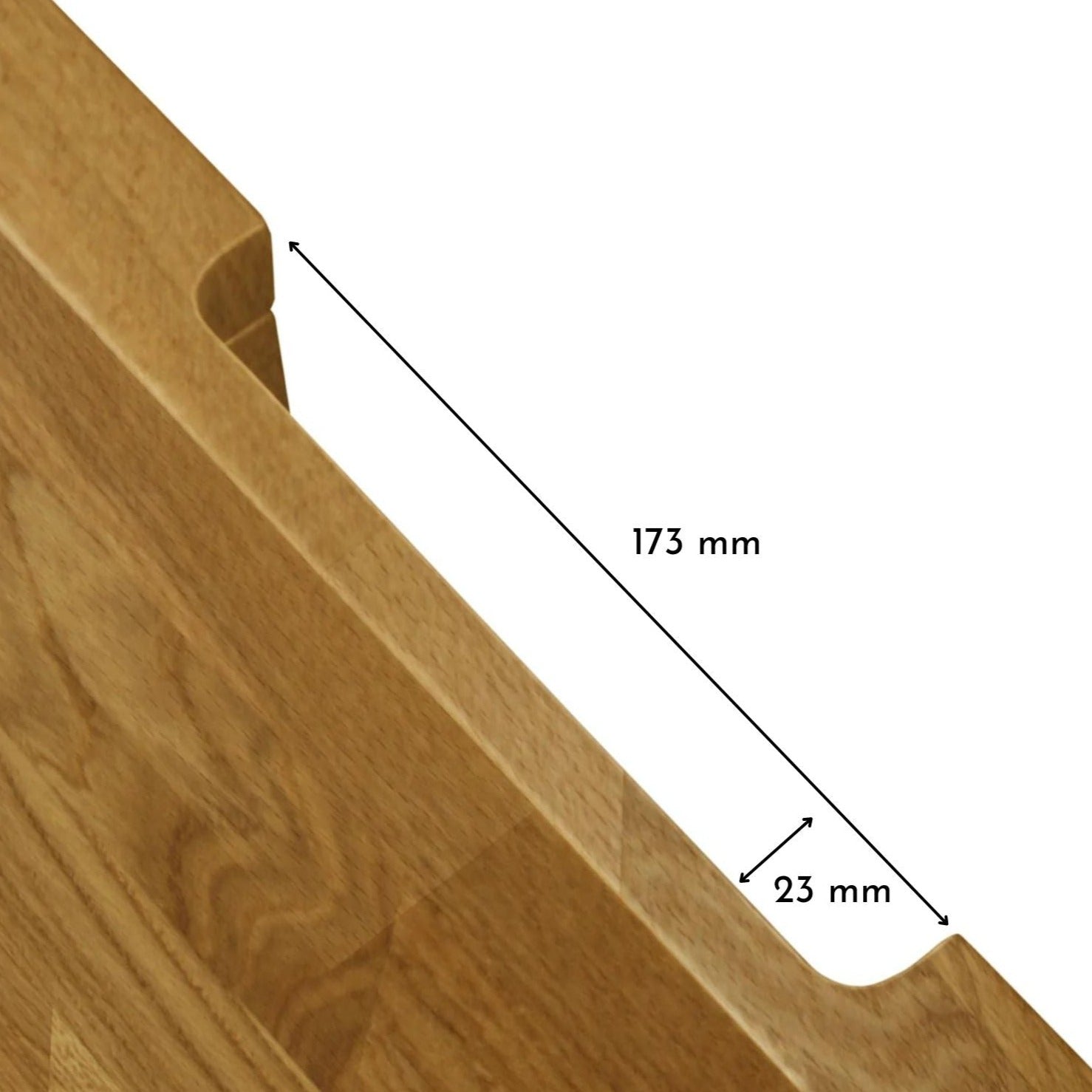 Kabelausschnitt IKEA Besta mit Maßen