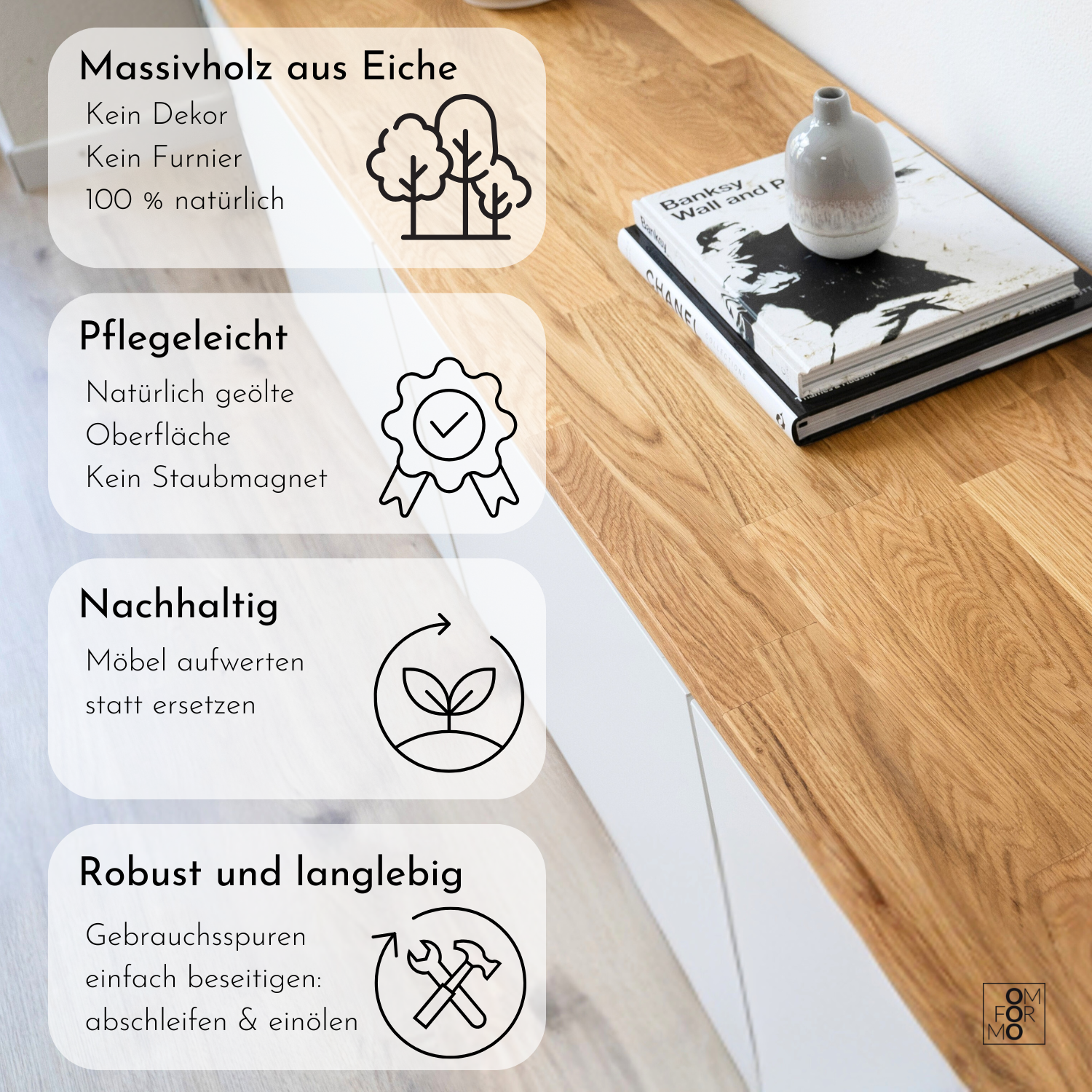 Detailbild einer Massivholzdeckplatte aus Eiche in Natur geölt für das IKEA Besta breit mit 4 Korpussen. Zeigt Eigenschaften über das Massivholz wie „Massivholz aus Eiche - Kein Dekor,  Kein Furnier, 100 % natürlich“, „Pflegeleicht - Natürlich geölte Oberfläche, Kein Staubmagnet“, „Nachhaltig - Möbel aufwerten statt ersetzen“ und „Robust und langlebig - Gebrauchsspuren einfach beseitigen: abschleifen & einölen“ für Platten nach Maß.